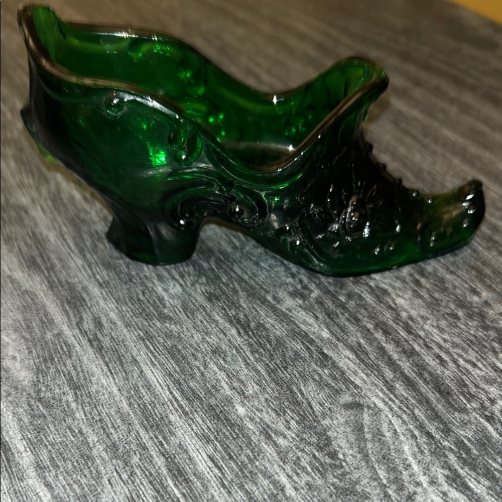 Mosser Glass Co ( Hunter Green ) Glass Rose Slipper, 5 3/4 x 3", Made in USA